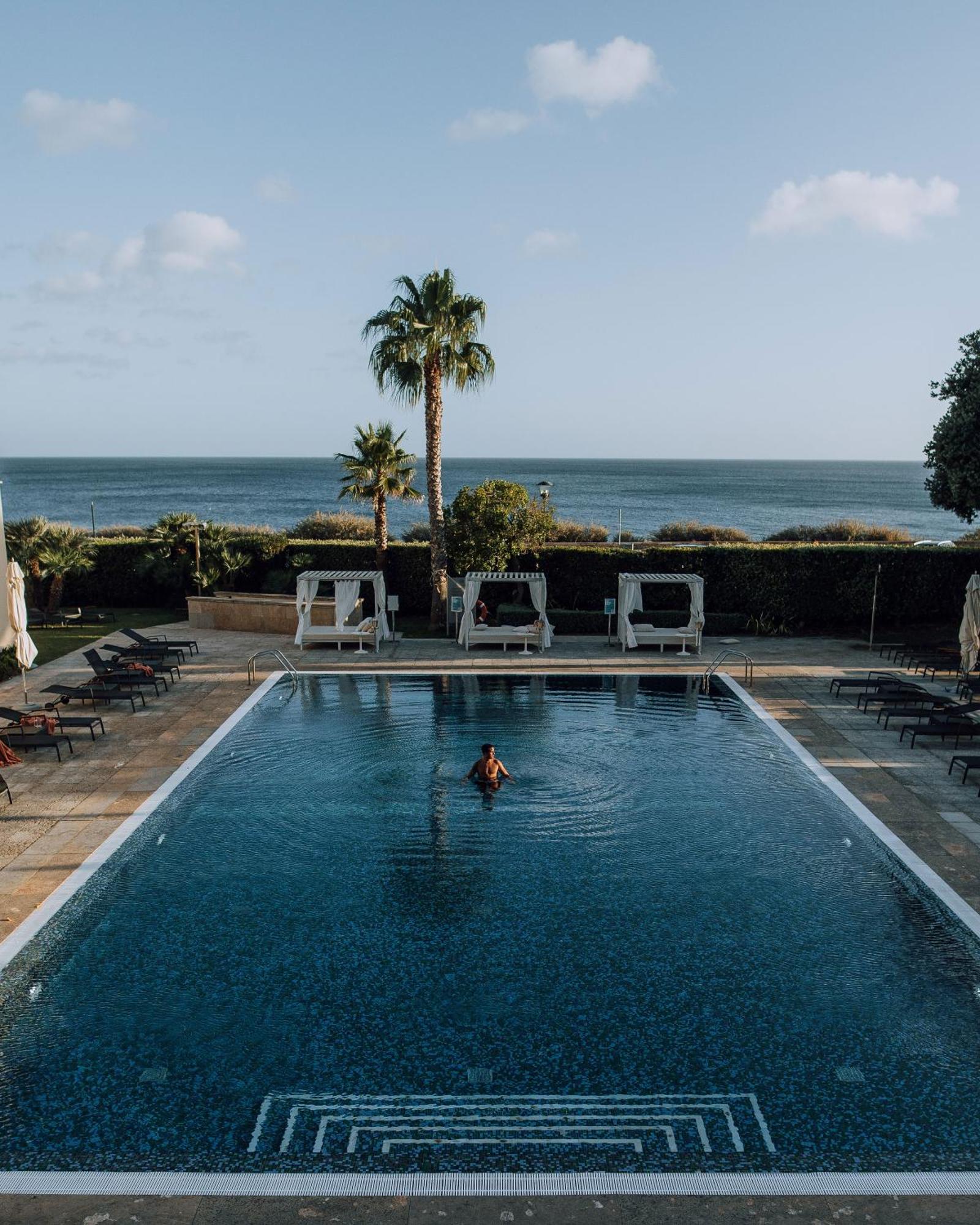 Grande Real Villa Italia Hotel & Spa Cascais Buitenkant foto The swimming pool at the hotel