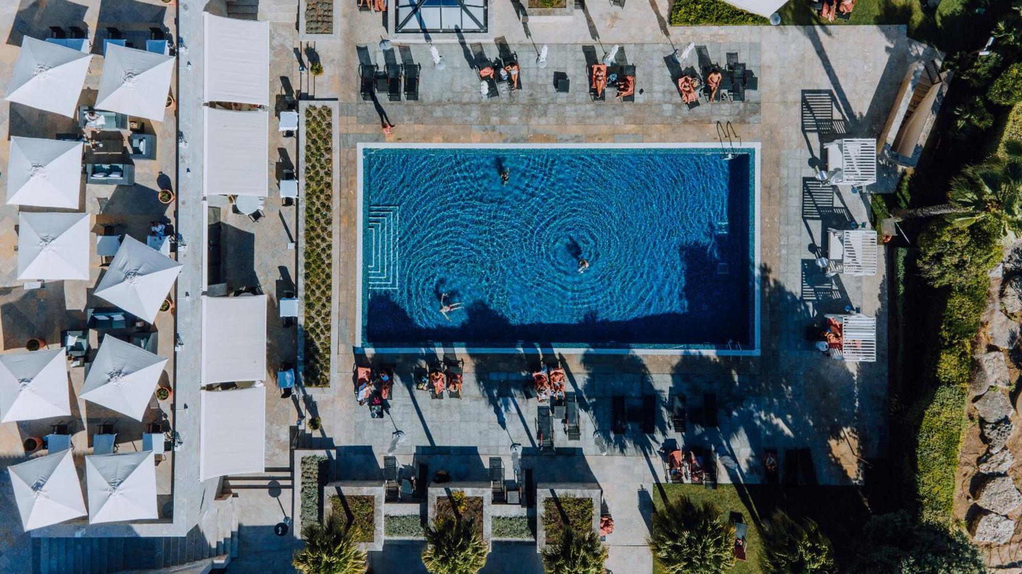 Grande Real Villa Italia Hotel & Spa Cascais Buitenkant foto Aerial view of the pool