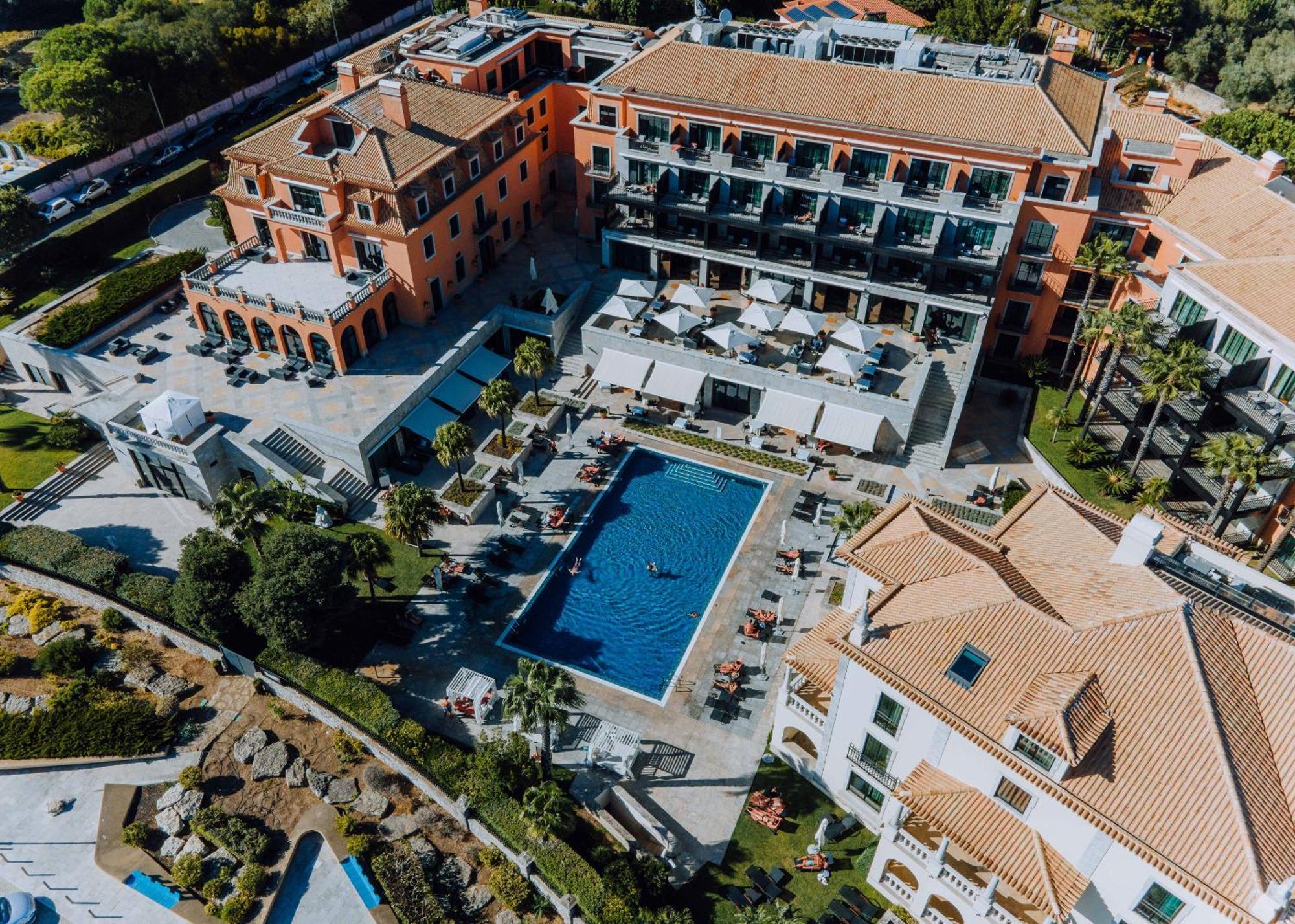 Grande Real Villa Italia Hotel & Spa Cascais Buitenkant foto Aerial view of the hotel