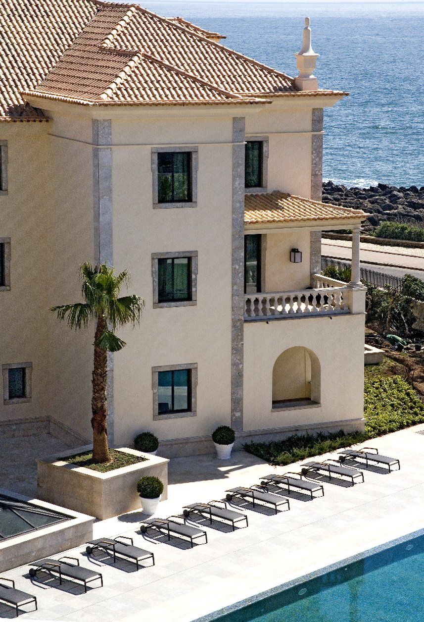 Grande Real Villa Italia Hotel & Spa Cascais Buitenkant foto The house of the late King Constantine II of Greece in Porto Cervo, Sardinia
